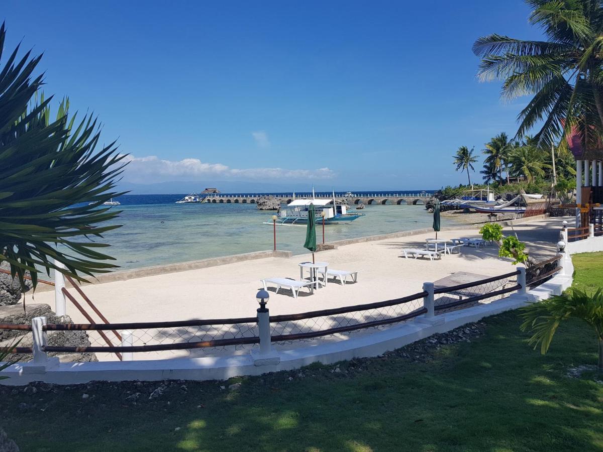 Tauig Beach Resort Моалбоал Екстер'єр фото