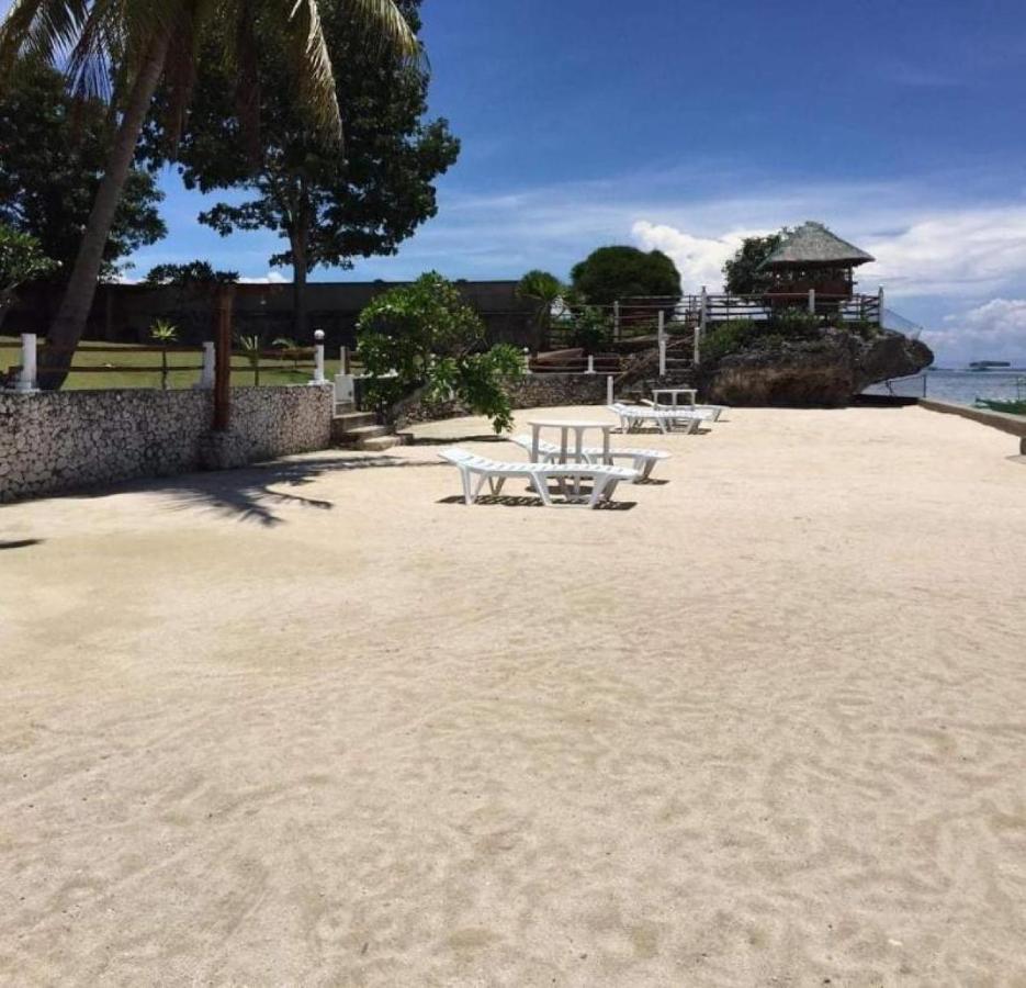 Tauig Beach Resort Моалбоал Екстер'єр фото